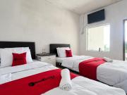 RedDoorz Syariah at jalan Dieng 5