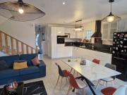 Maison calme avec jardin, vue champs et bois