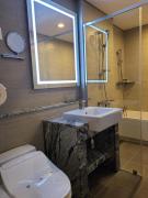 New Donghae Tourist Hotel