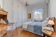 Elegant Condo with Balconies in the Heart of Nice Elegant Condo with Balconies in the Heart of Nice