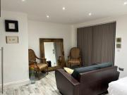 Hendon Basement Studio