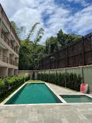 Flat no Condomínio 500m da Praia