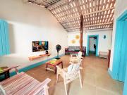 Casa da Dona Filhinha, paz e localização perfeita na vila da Praia do Forte BA