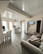 SWEET APARTMENT RUSTABELi