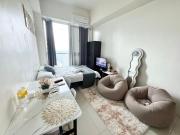 The Wild Roces Makati, The Beacon Residences