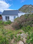 Otter Cottage in Pringle Bay