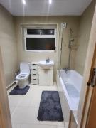 Tms 3bdr Comfy house! Tilbury! Tms 3bdr Comfy house! Tilbury!