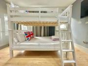 Large house in Chelsea Large house in Chelsea