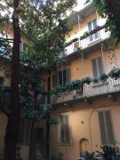 Casa di ringhiera milanese