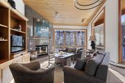 New Snowmass View Townhome Ski-in Ski-Out by The Woodrun V Townhouses