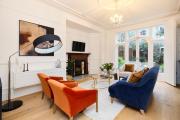 The Belsize Park Place - Charming 6BDR Home with Garden