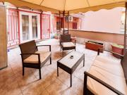 Moderno e Luminoso Monolocale con Terrazza Privata