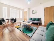 Spacious 3 Bedroom Home - Near Nec, Birmingham Airport & Solihull