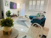 2 bedroom Beach cafes shops busa walk away