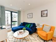 Beautiful 3 Bed Town House - Pass the Keys