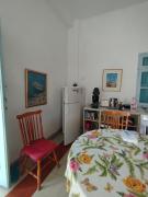 Sunny apartment next to the Acropolis