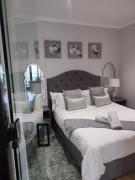 Ellipse Waterfall Luxury Sapphire