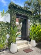 Top Seminyak