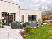 Maison élégante avec jacuzzi, confort moderne et histoire à Ranville - FR-1-788-44