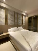 Luxury 2BR Benson Apartment, Pakuwon Mall