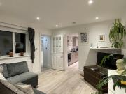 St Leonards Contemporary Courtyard Apartment