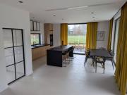 Ostatni dom po lewej