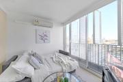 Central 2BR Near Queen Victoria Market