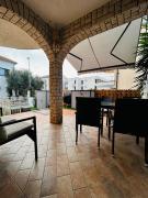 Sonnige Terrassenwohnung Sonnige Terrassenwohnung