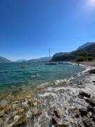 House within walking distance of the lake