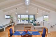 Top Bettyʼs Bay