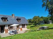 Maison rénovée - jacuzzi et cheminée