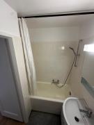 01 Convenient Central Studio - Station Station