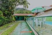 Casa em Ubatuba com piscina a 10 min da praia