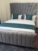 Goldish Mango at Kilimani Yaya