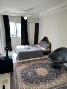 Studio central perto da praia