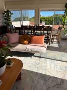 Big apt 4beds with terrace, 15 mins to Lisbon