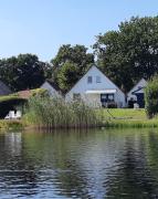 Luxe villa aan het meer