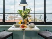 Cloud 8 Studio - 180 view