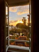 Studios - Menton Old Town - near the beach and shops