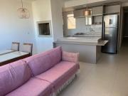 Apartamento de 2 suítes com vista para o mar