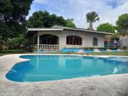 Alaba Vacation House w Pool and Beach Access