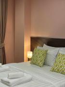 Top Ban Khlong Pleo Top Ban Khlong Pleo