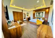 Top Anjuna