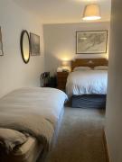 Ashes Seafood Restaurant Accommodation