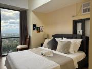 1BR Condo Near Venice Canal & BGC with Great View - 20k