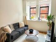 Modern Leeds Central Stay -2 min walk from station Modern Leeds Central Stay -2 min walk from station