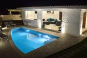 Villa Las Olas, 500m from the sea with private pool