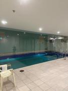 North Sydney apartment with free parking