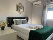 Piedade Central Apartment with Terrace