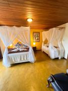 Pousada Arraial Colonial, Localizada no Centrinho e de Fácil Acesso a Praia e a Rua Mucugê